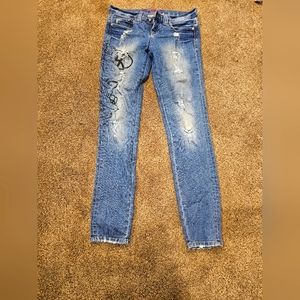 2b Bebe graffiti jeans size 29 Used